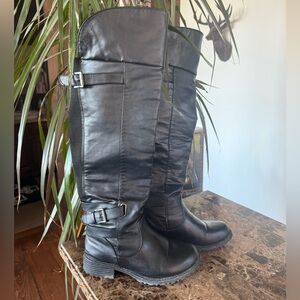 Black Knee-High Buckle Boots